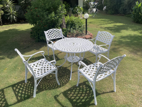 Cross Design Outdoor Patio & Garden Furniture Set – 1 Round Table 4 Chairs – White