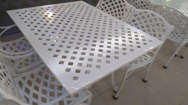 Majestic Cast Aluminium Table Set - Image 5